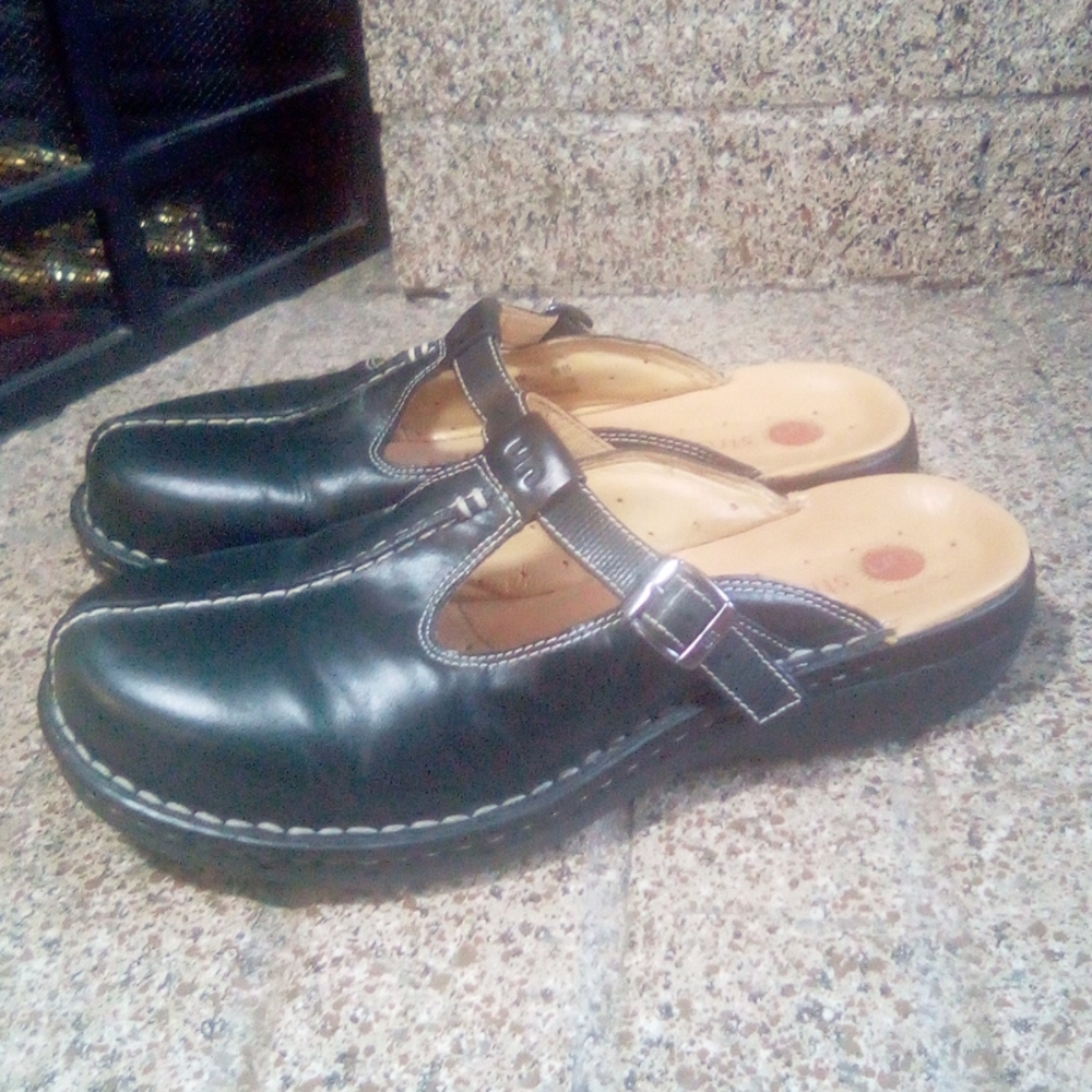 Clark's Shoes Mary Jane Slip On Clogs Unstructured
